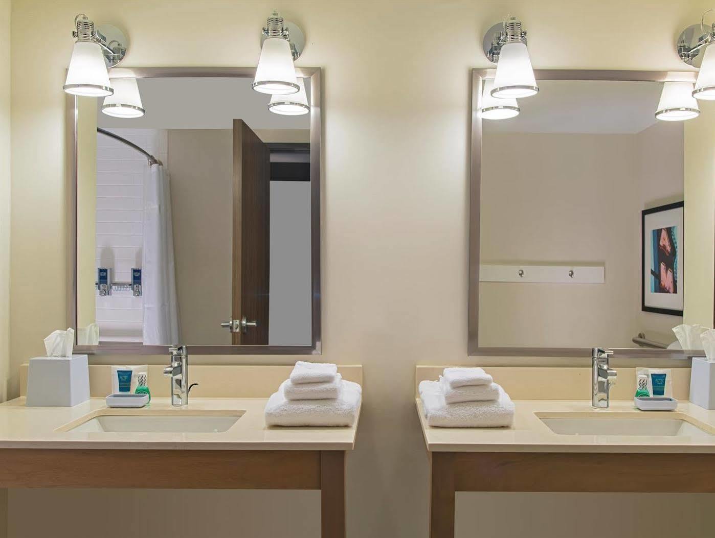 Four Points By Sheraton Μίντλαντ Εξωτερικό φωτογραφία